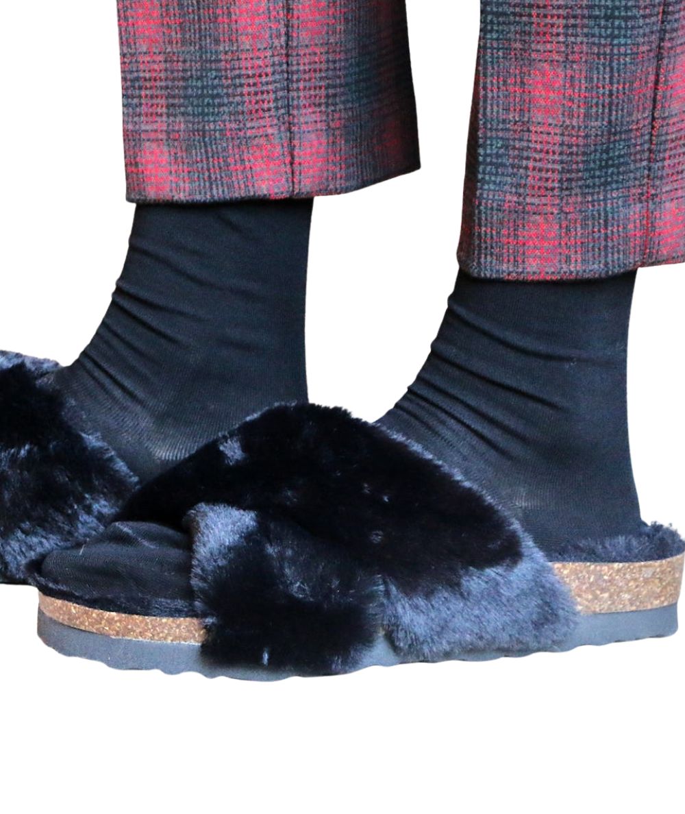 OVYE' CIABATTE DA DONNA INCROCIO CON PELO NERO