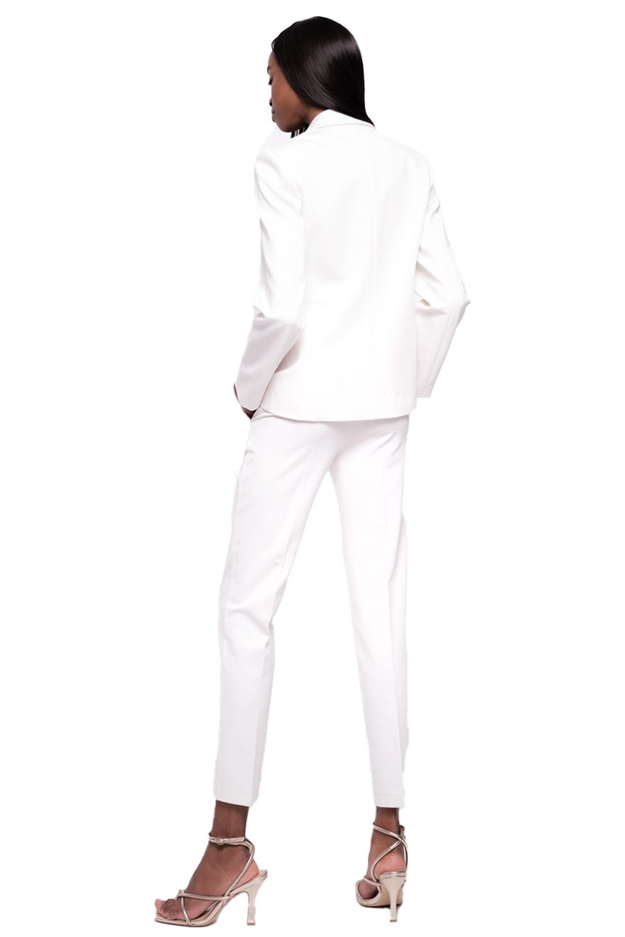 Pinko Abbigliamento Donna PINKO GIACCA IN PUNTO STOFFA CON BOTTONI GIOIELLO ALEXIA4 BIANCA – Caneva '937 Blazer Donna Pinko Abbigliamento Donna PINKO GIACCA IN PUNTO STOFFA CON BOTTONI GIOIELLO ALEXIA4 BIANCA – Caneva '937 Blazer Donna