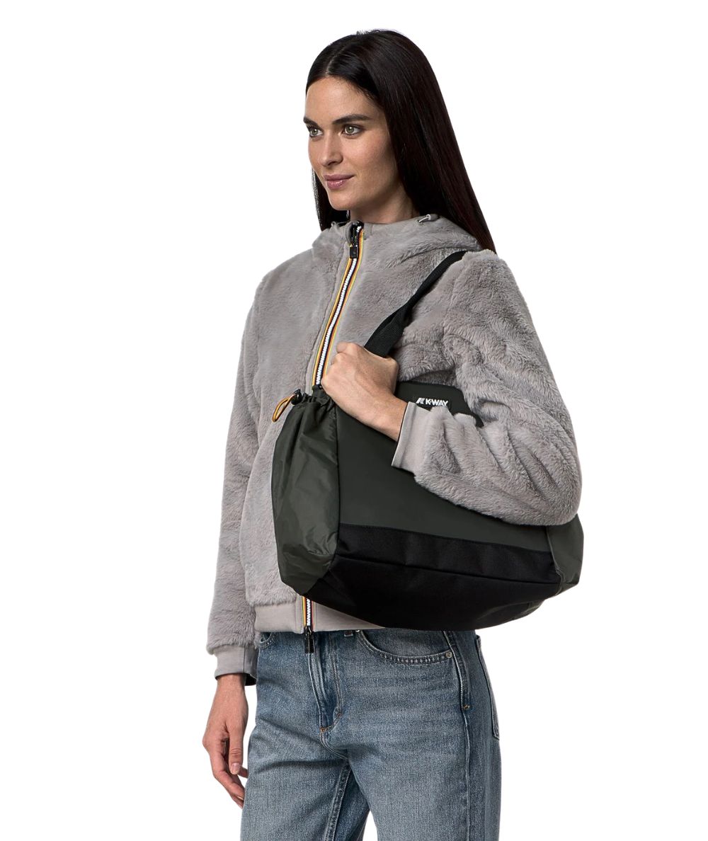 K-Way Borsa Shopping in Nylon con Manici e Tracolla Aisy K4138YW WMR Verde