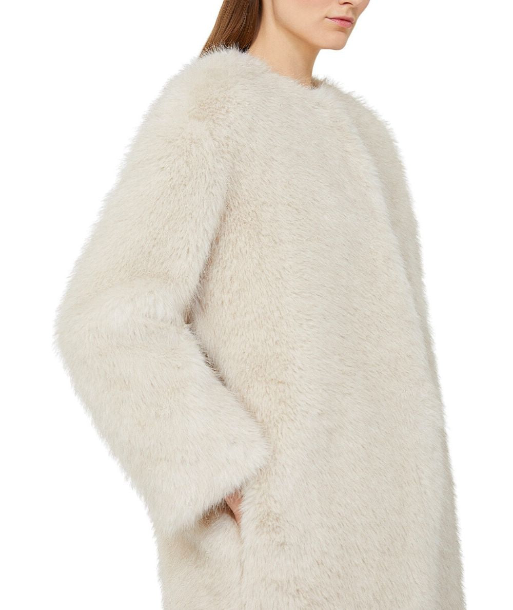 Max Mara Studio – EROS – Übergroßer Kunstpelzmantel in Cremeweiß