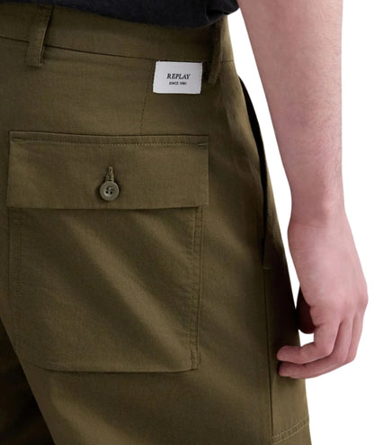 Replay Pantaloni Relaxed Fit in Twill M9058.032.85517 Verde
