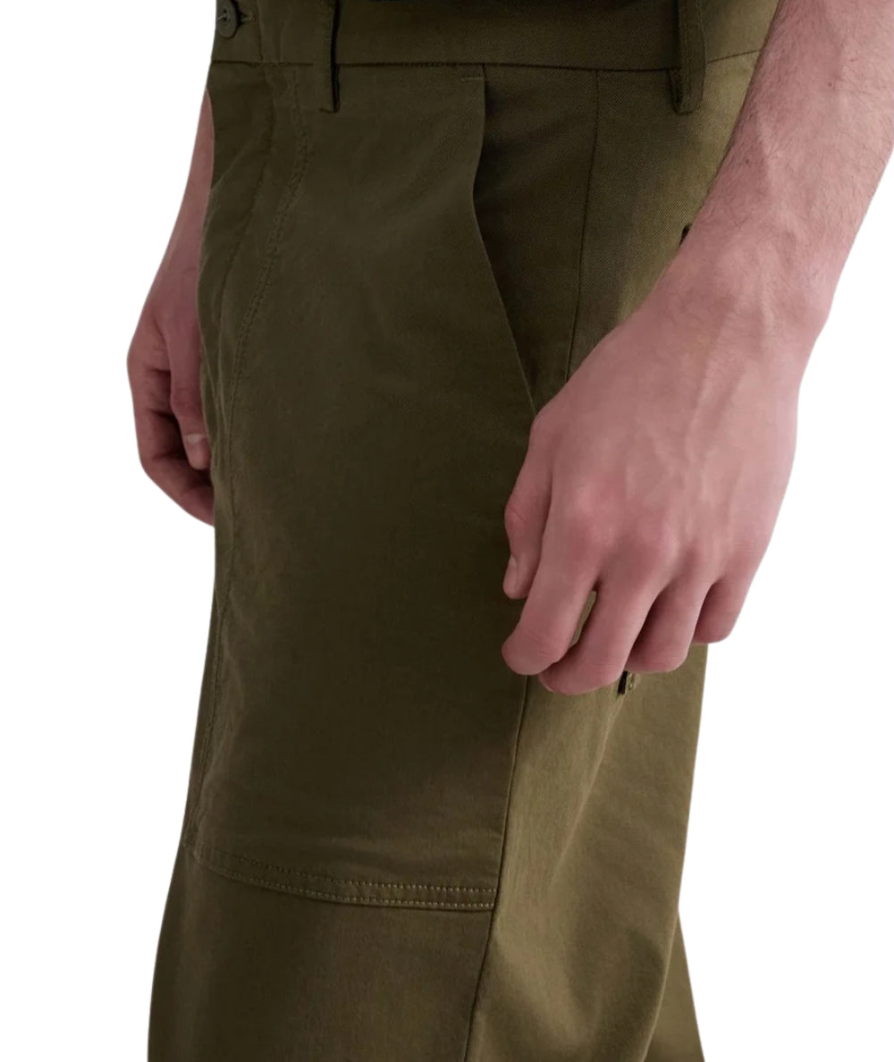 Replay Pantaloni Relaxed Fit in Twill M9058.032.85517 Verde